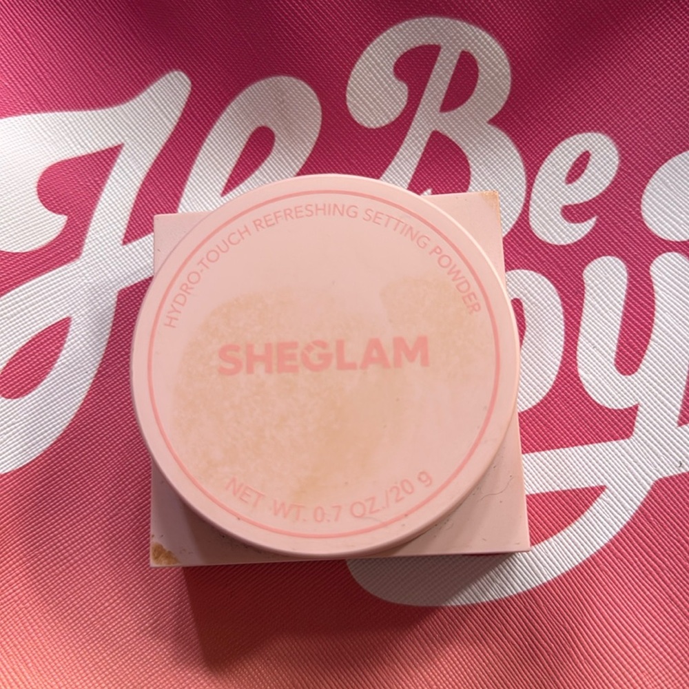 Sheglam Hydro-touch refreshing setting powder